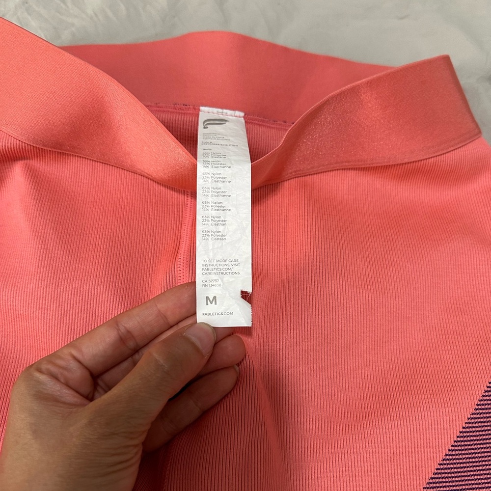 Fabletics Outift - Picture 4 of 16